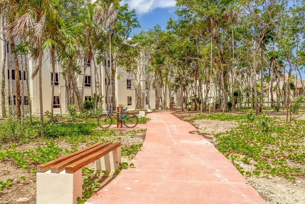 Apartment Cozy Tulum Oasis: 2-Bedroom W/ Pool